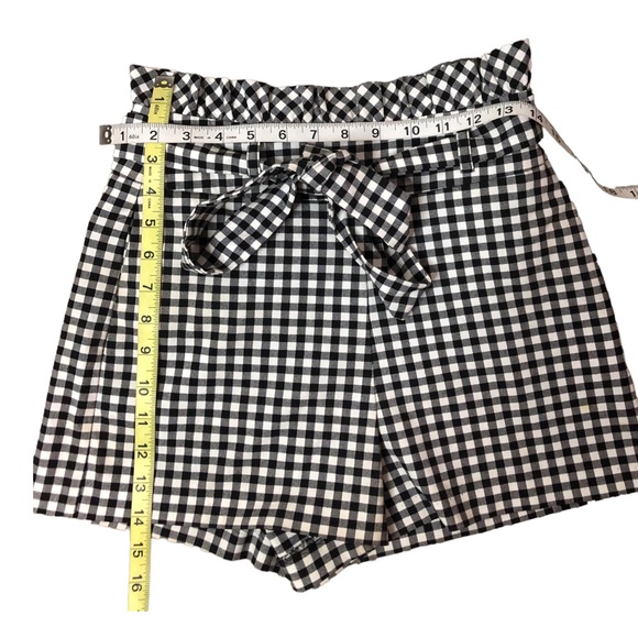 NWOT ZARA High Rise Paperbag Waist Gingham Black & White Plaid Shorts Sz Xs - Picture 12 of 15